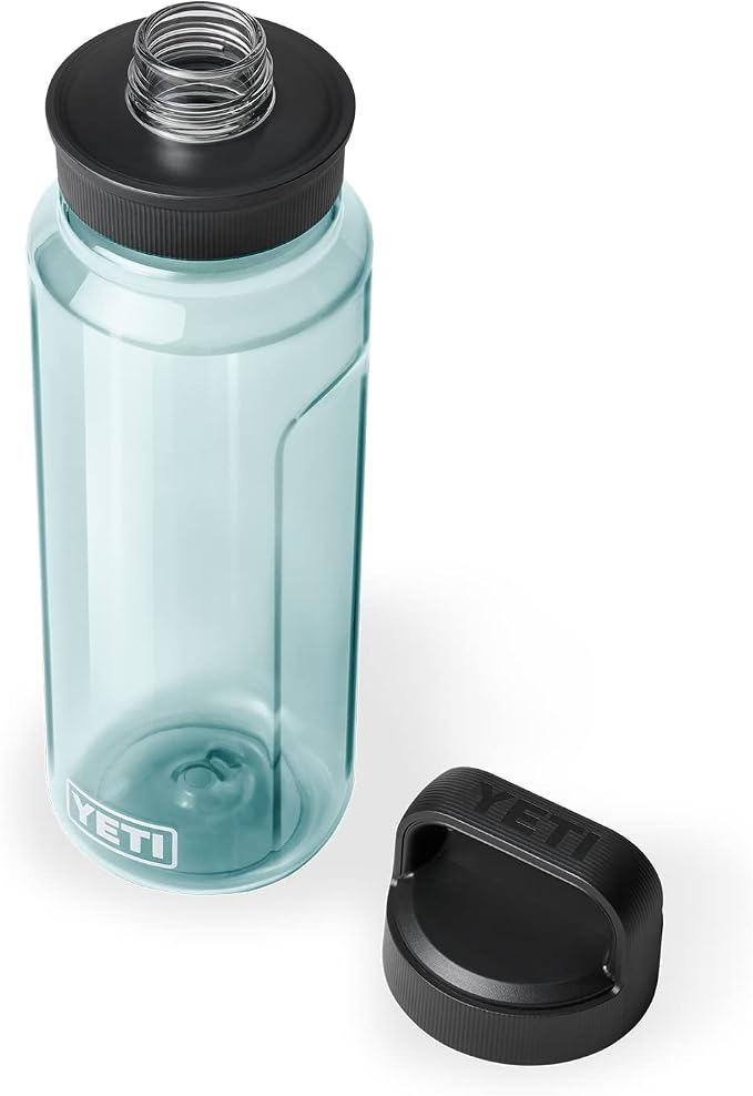 YETI Yonder Water Bottle with Yonder Chug Cap, Lightweight, Leakproof and BPA-Free