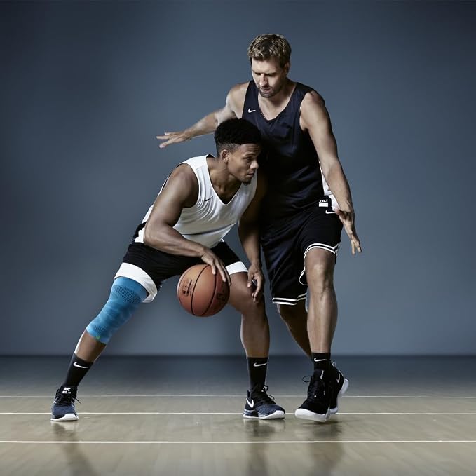 Bauerfeind Sports Compression Knee Sleeve - Lightweight Design with Gripping Zones for Knee Pain Relief & Performance