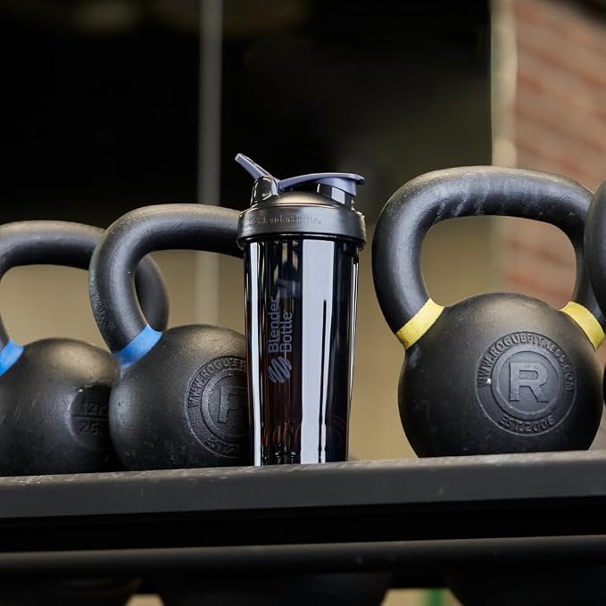 BlenderBottle ProSeries Tritan Shaker Bottle 32 oz Black