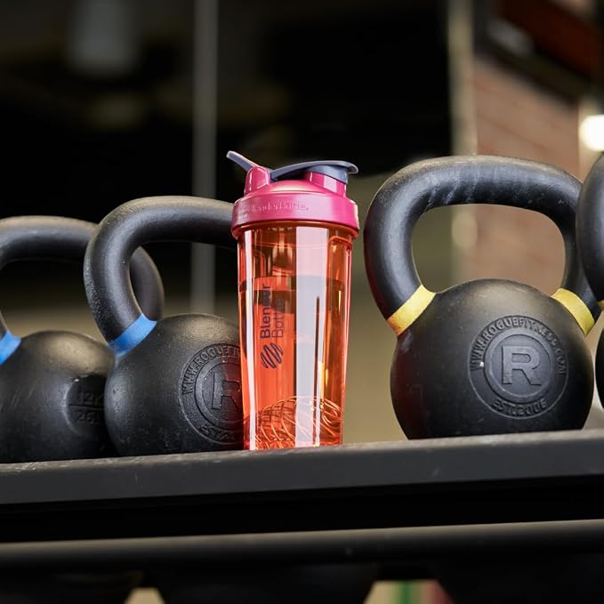 BlenderBottle ProSeries Tritan Shaker Bottle 24 oz Coral