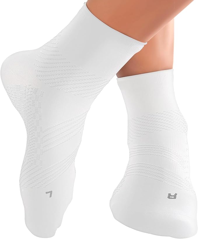 TechWare Pro Plantar Fasciitis Socks - Ankle Compression Socks for Women & Men. Achilles Tendonitis Brace & Foot Arch Support