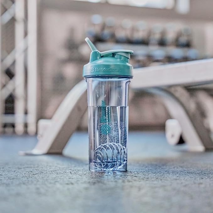 BlenderBottle ProSeries Tritan Shaker Bottle 24 oz Cerulean Blue