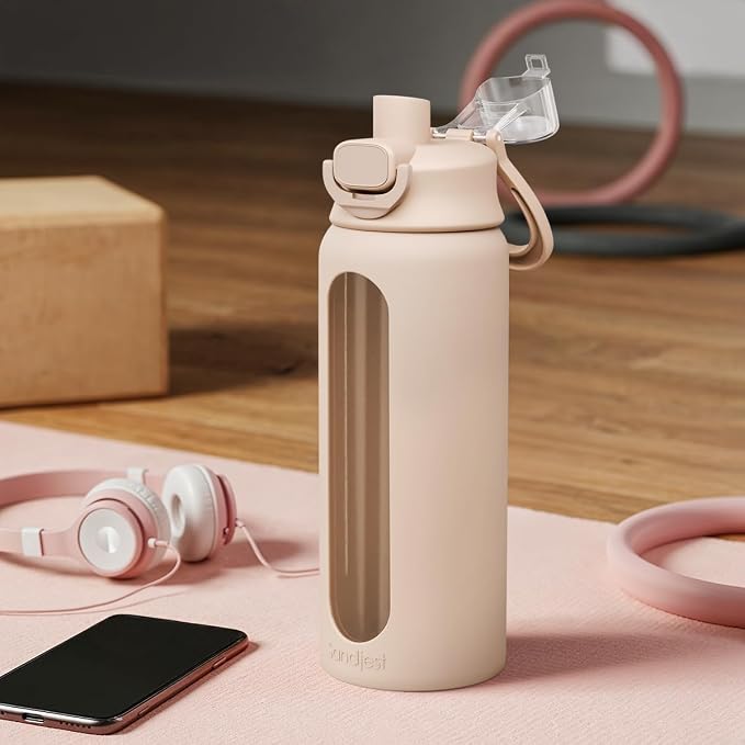 SANDJEST Glass Water Bottle with Silicone Sleeve 24oz with Lid, Motivational Time Marker, Drinking Hydration Glass Bottles for Men Women, Gym Travel Sports (Beige)