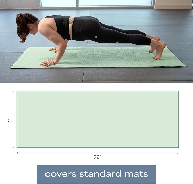 S&T INC. Aura Microfiber Yoga Mat Towel with Grip, 24" x 72", Green | Silicone Grip Backing, Soft and Absorbent, Quick-Dry for Gym, Pilates, and Hot Yoga, Compact for Gym Bag, Machine Washable