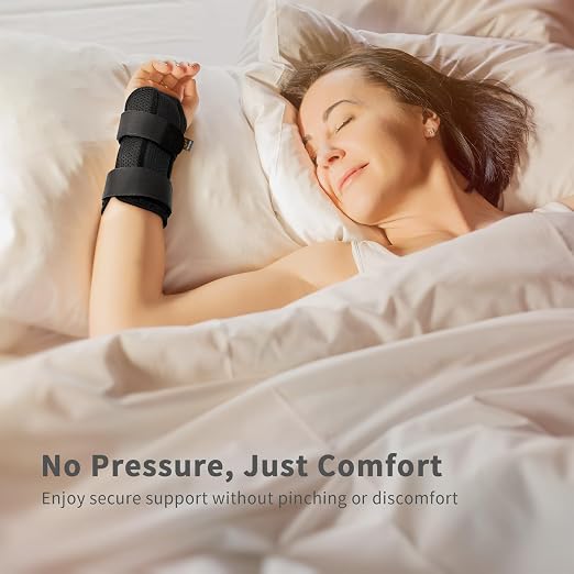 Bracoo Wrist Brace for Carpal Tunnel with Wrist Splint | Adjustable Wrist Support Wrap for Right Left Hand, Hand Brace for Day & Night, for Arthritis, Tendonitis, Sprain, WB31