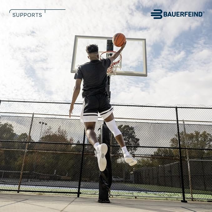 Bauerfeind Sports Compression Knee Sleeve - Lightweight Design with Gripping Zones for Knee Pain Relief & Performance