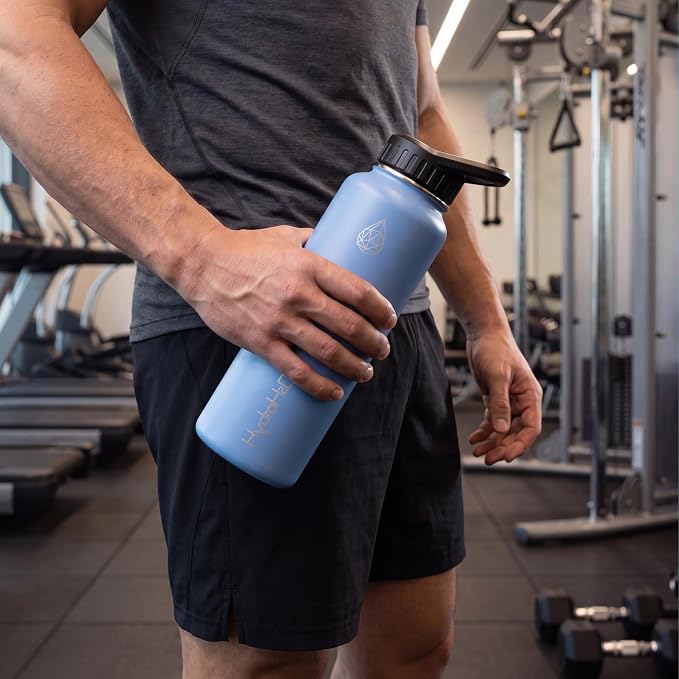 37 oz Insulated Water Bottles with Twist Cap, Keep Cold 24H, Leak-Proof, BPA-Free, Double Wall Stainless Steel Water Flask for Sports, Gym, Travel, and School (Light Blue)