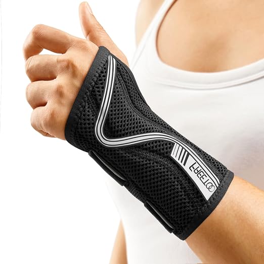 FREETOO Carpal Tunnel Wrist Brace Night Support, Left Hand, Small | Wrist Splint Hand Brace, Breathable Mesh Fabric, Women Men, Sleeping Work Typing Pregnancy, Tendonitis Arthritis Sprain RSI