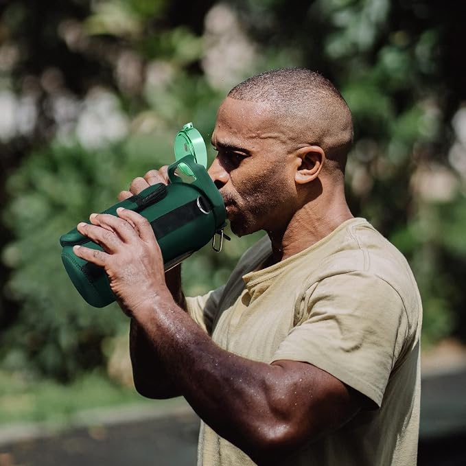 chunmo Half Gallon 64oz Glass Water Bottle with Straw and Storage Sleeve Motivational Water Bottle with Strap and Time to Drink 2L Leakproof Reusable Water Jug for Fitness Gym and Outdoors