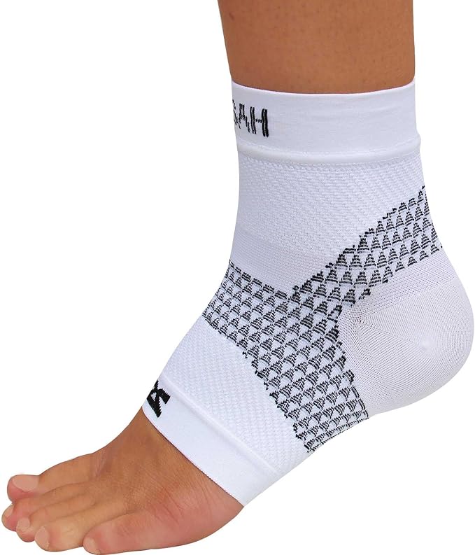 Zensah Plantar Fasciitis Sleeve - Relieve Heel Pain, Arch Support, Reduce Swelling - Compression Foot Sleeve, PF Sock