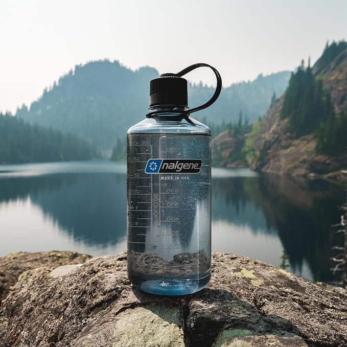 Nalgene 32 oz Narrow Mouth Water Bottle, Grey | BPA-Free, Durable & Lightweight, Leak Proof, Dishwasher Safe, Large Reusable Plastic Bottle for Hiking, Gym, Work & Travel
