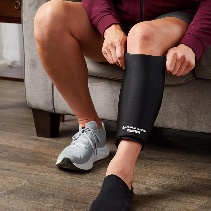 MUELLER Sports Medicine EZ Relief Compression Sleeve for Men and Women, Pain Relief Support, Reduces Swelling on Knees, Elbows, Wrists, Ankles, and More, Fits Right or Left, Black, One Size