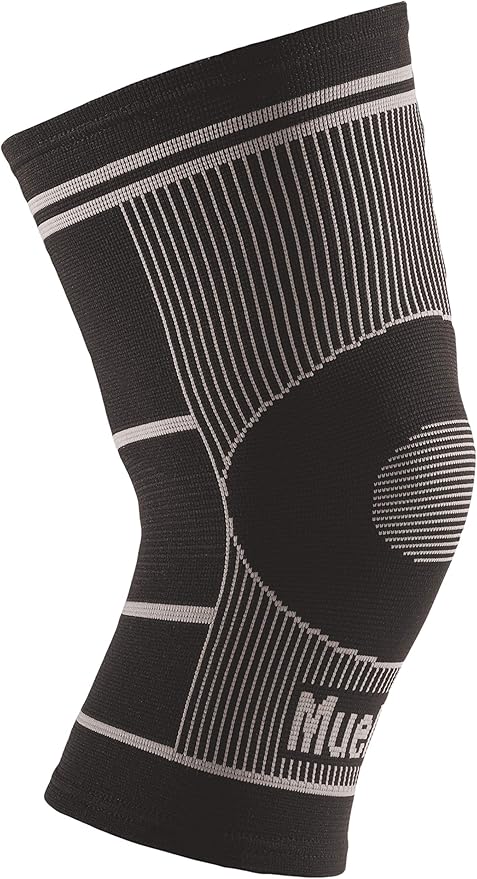 Mueller Sports Medicine 4-Way Stretch Knee Support, Knee Pain Relief Support for Men and Women, Ideal for Arthritis, Sprains, Black