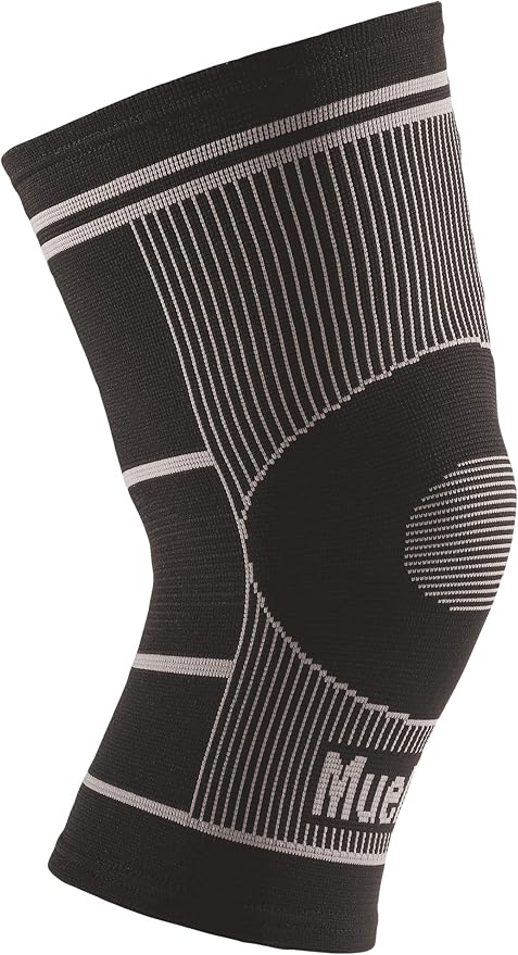 Mueller Sports Medicine 4-Way Stretch Knee Support, Knee Pain Relief Support for Men and Women, Ideal for Arthritis, Sprains, Black