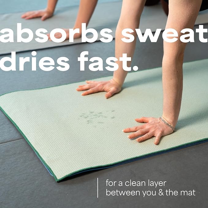 S&T INC. Aura Microfiber Yoga Mat Towel with Grip, 2 Pack, 24" x 72", Green | Silicone Grip Backing, Soft and Absorbent, Quick-Dry for Gym, Pilates, and Hot Yoga, Compact for Gym Bag, Machine Washable