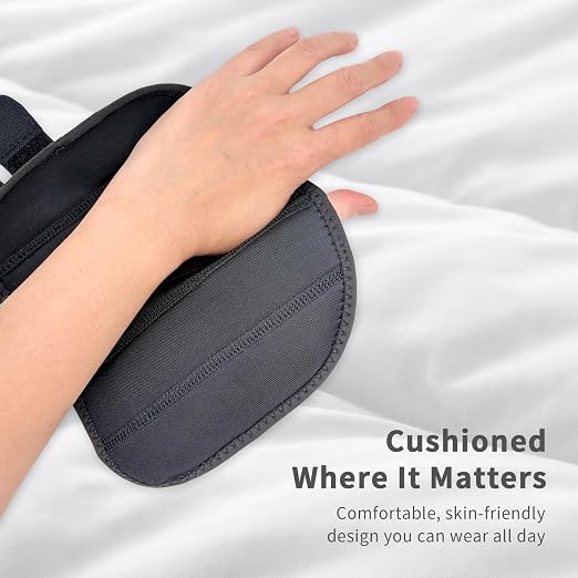 Bracoo Wrist Brace for Carpal Tunnel with Wrist Splint | Adjustable Wrist Support Wrap for Right Left Hand, Hand Brace for Day & Night, for Arthritis, Tendonitis, Sprain, WB31