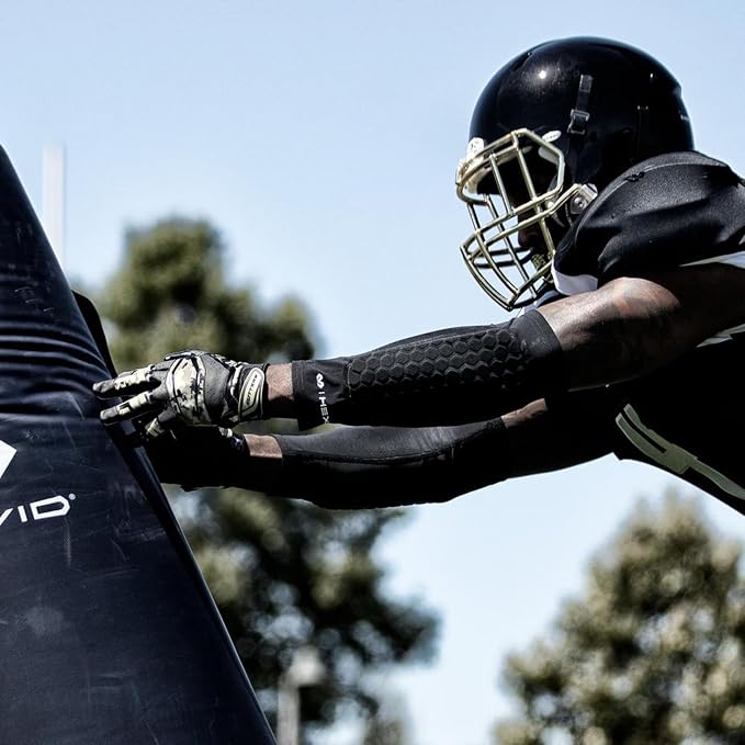 McDavid Hexpad Forearm Sleeve