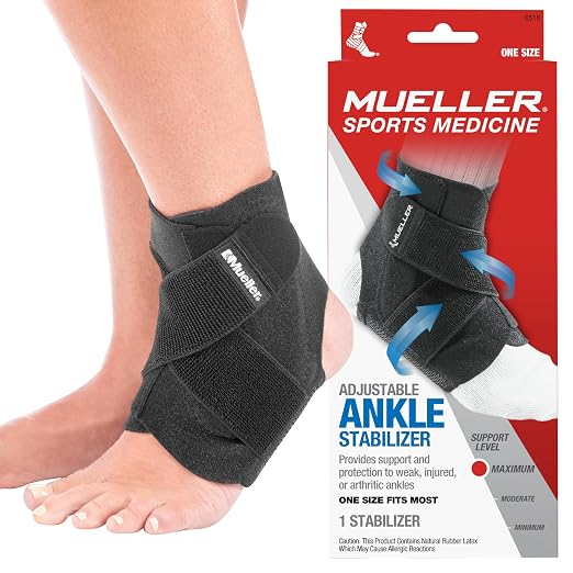 MUELLER Sports Medicine Adjustable Ankle Brace for Men and Women, Ankle Stabilizer for Compression and Pain Relief Support, Ideal for Sprains, Strains, Arthritis, Black, One Size