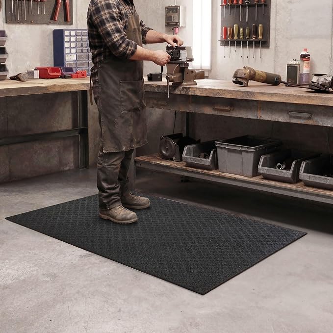 Mohawk Home Heavy Duty Rubber Stall Mat - Gym Floor- Under Dog Crate - All Purpose Utility 3' x 4' - 1/2" Thick - Diamond Texture